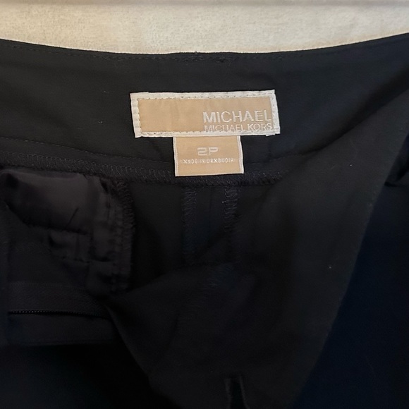 MICHAEL ⭐️ Michael Kors Dark Navy Blue dress pants, Silver Buttons. Size 2P. - Picture 4 of 6